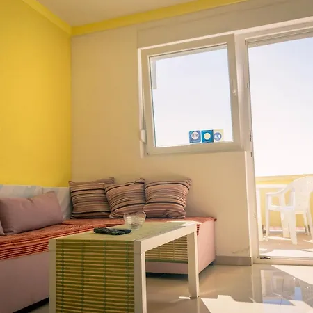 Elza Apartment *
