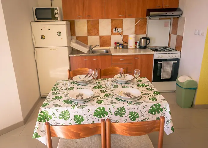 Elza Apartamento Povljana